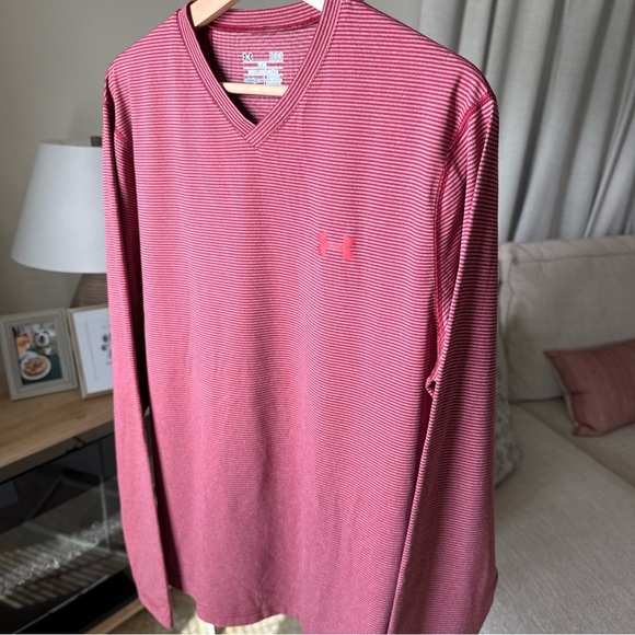 Under Armour Men’s L/S Coldgear Red Shirt Hairline Striped Fitted Stretch Tee L - Picture 3 of 15